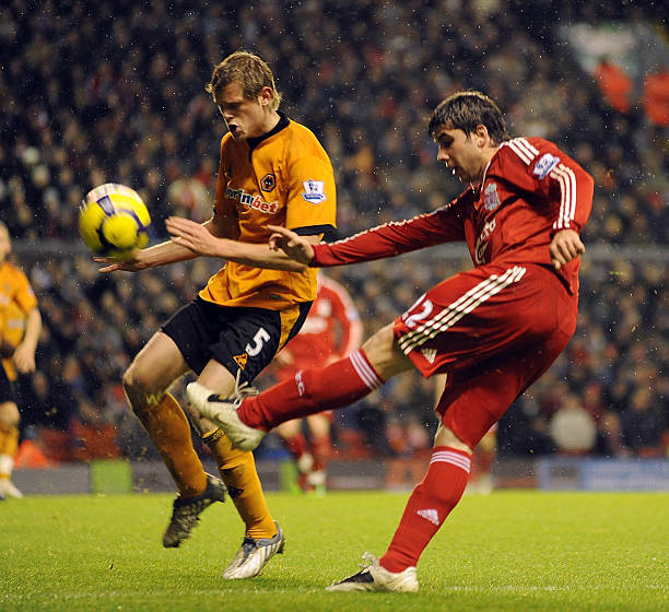 略调整中的 略调整中的