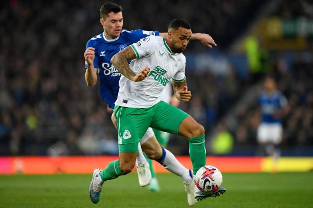 凭借他卓越 凭借他卓越